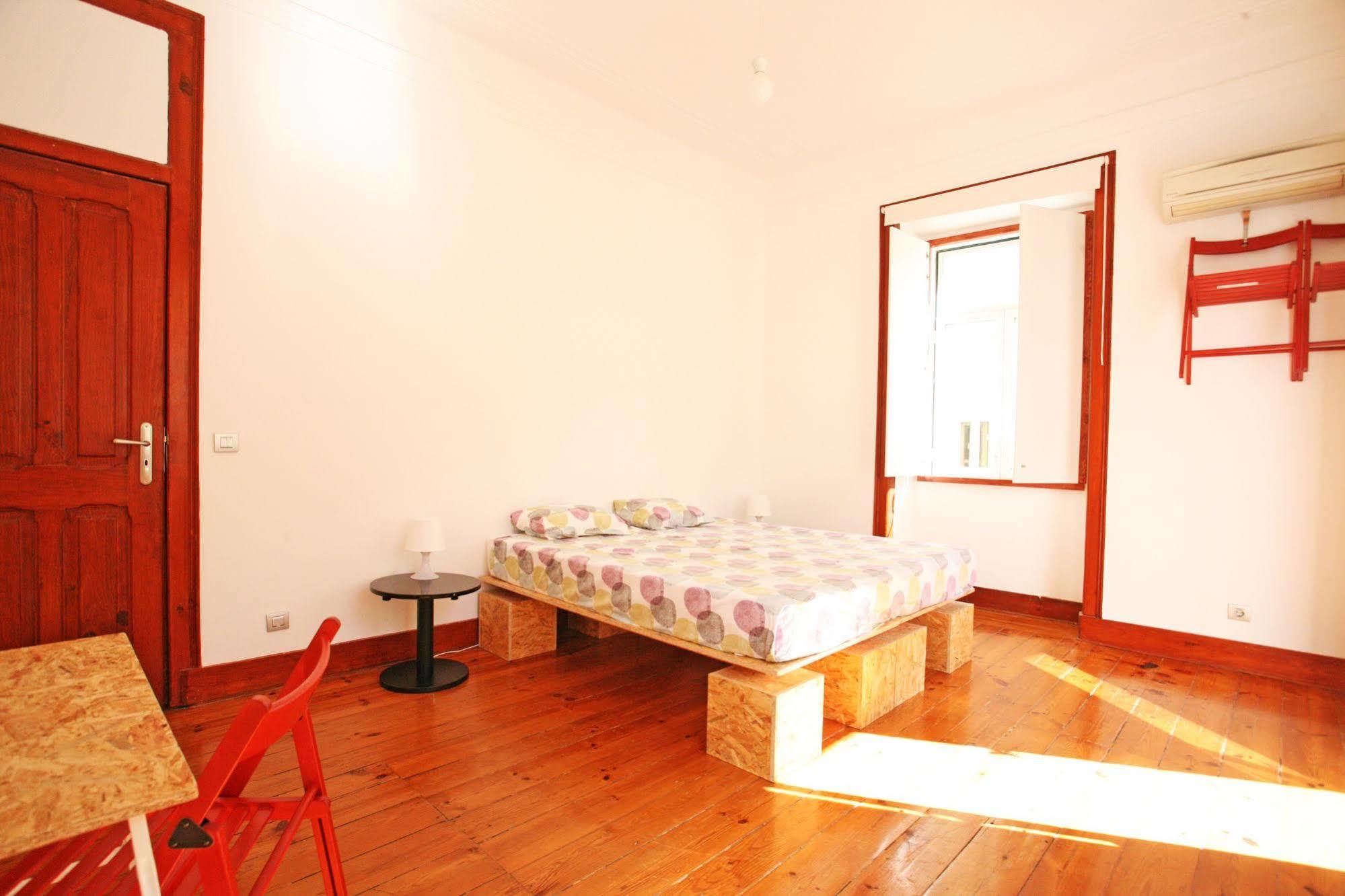 Green Heart Hostel Lisboa Εξωτερικό φωτογραφία